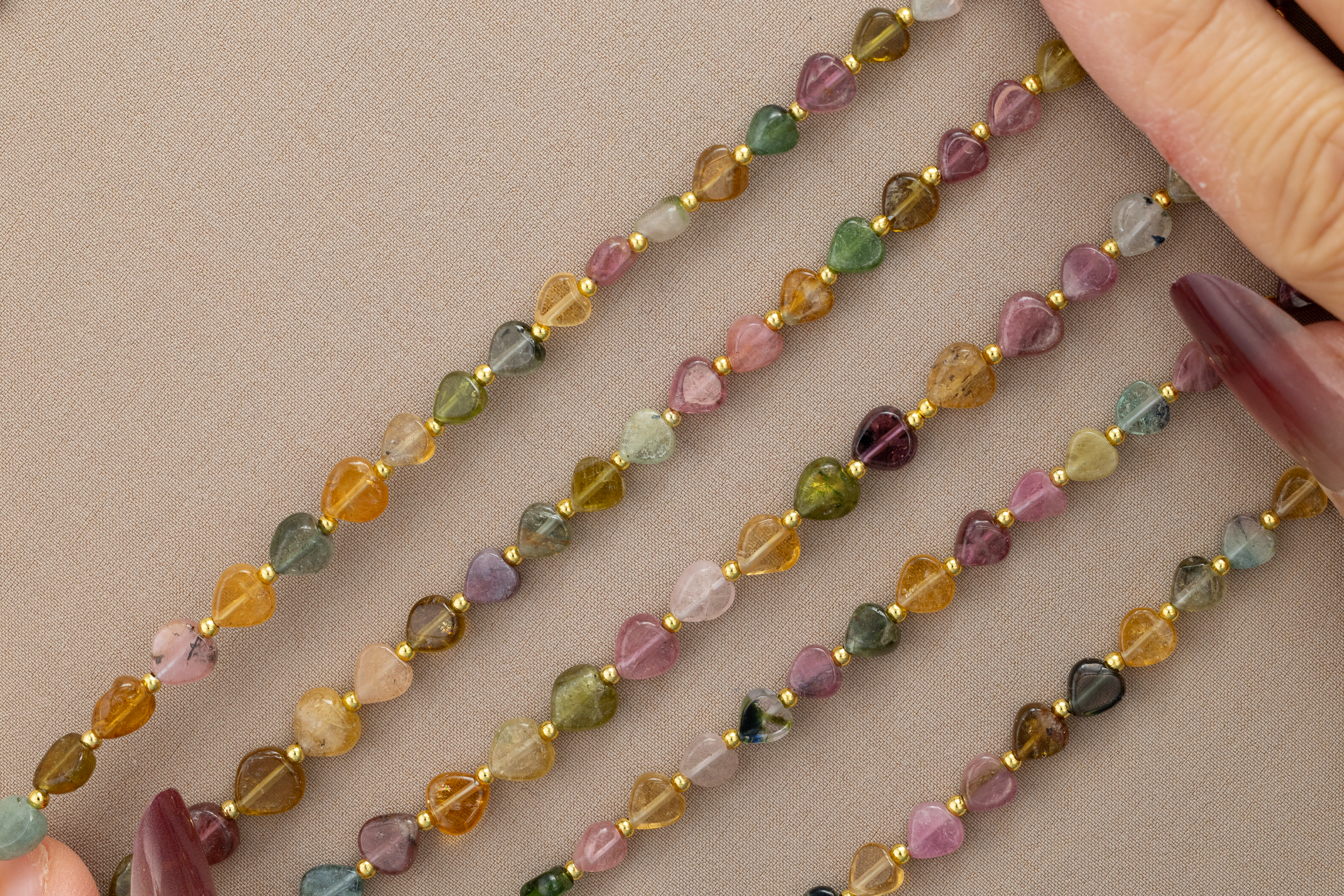 Bicolor-Turmalin Herz-Halskette, Wassermelonen & Paraíba Farbenspiel