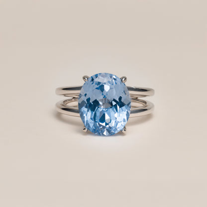 Aquablaue Eleganz - Cocktail Ring mit 6-Karat 5A lab-grown Spinell