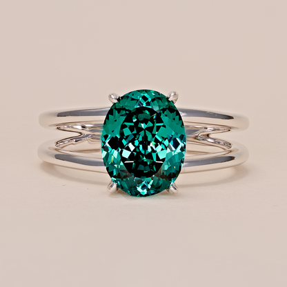 4-Karat-Solitär-Ring mit seltenem Teal-Farbton