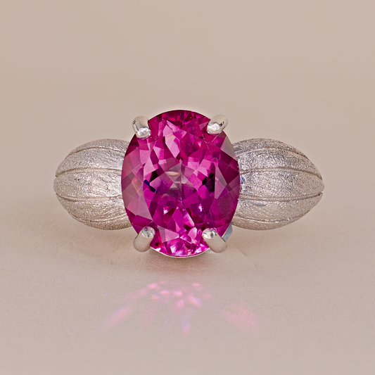Silberring mit facettiertem Pink-Topas – Handgefertigtes Unikat