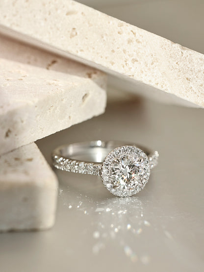 Verlobungsring aus Platin im runden Brillantschliff Lab-Grown Diamant (D/E, VVS, 3Ex)