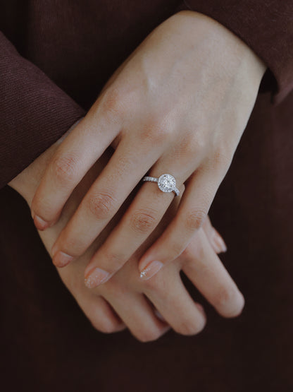 Verlobungsring aus Platin im runden Brillantschliff Lab-Grown Diamant (D/E, VVS, 3Ex)