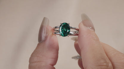 4-Karat-Solitär-Ring mit seltenem Teal-Farbton